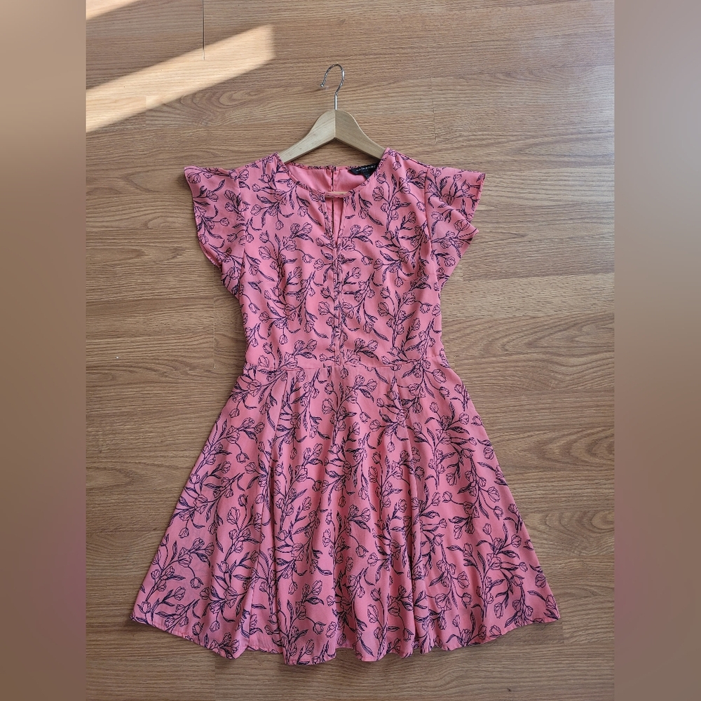 Banana Republic Flowy Dress Quiet Luxury Feminine